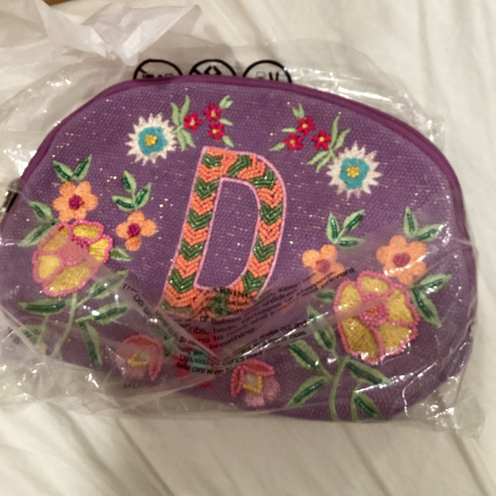 America & Beyond Embroidered lilac  Cosmetic Bag nwt